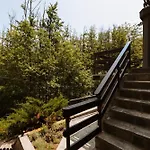 Forest Villa Private Apartment With Balcony & Parking - Hublou Home 2