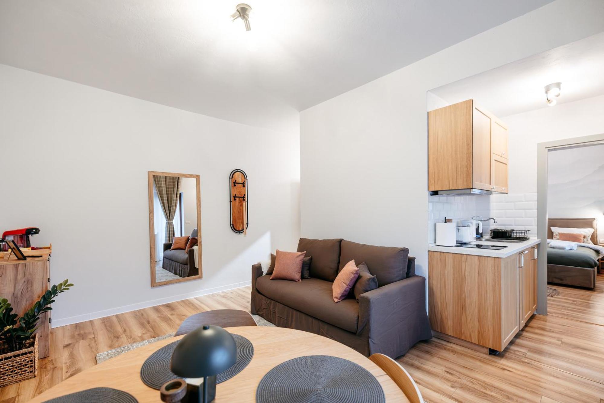 Apartament Forest Private With Balcony & Parking - Hublou 2